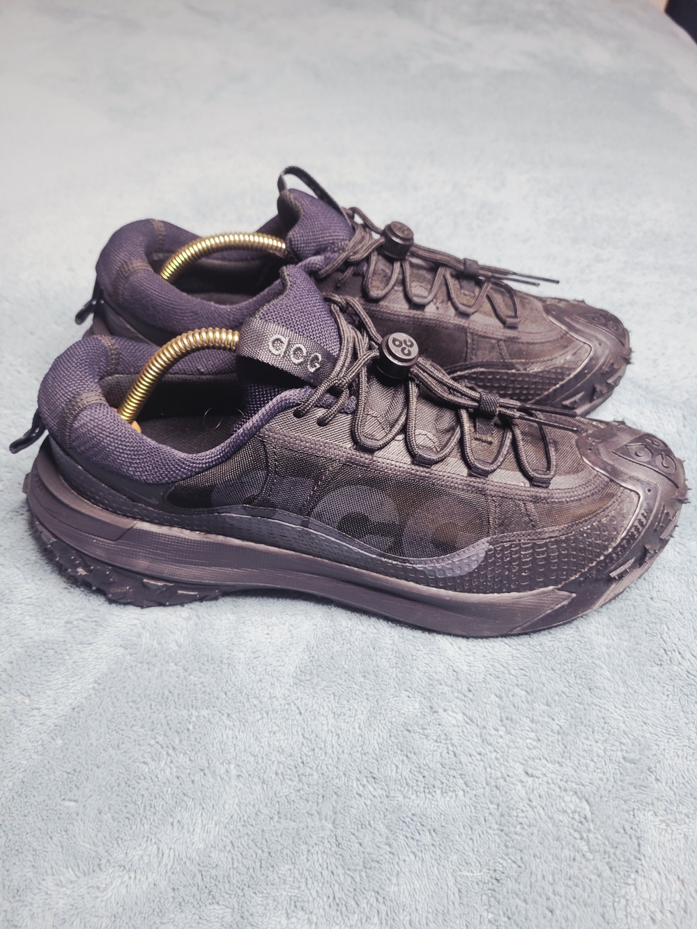 Nike Men’s Black/Charcoal ACG Trail Sneakers